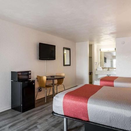 Motel 6-Portsmouth, Va المظهر الخارجي الصورة