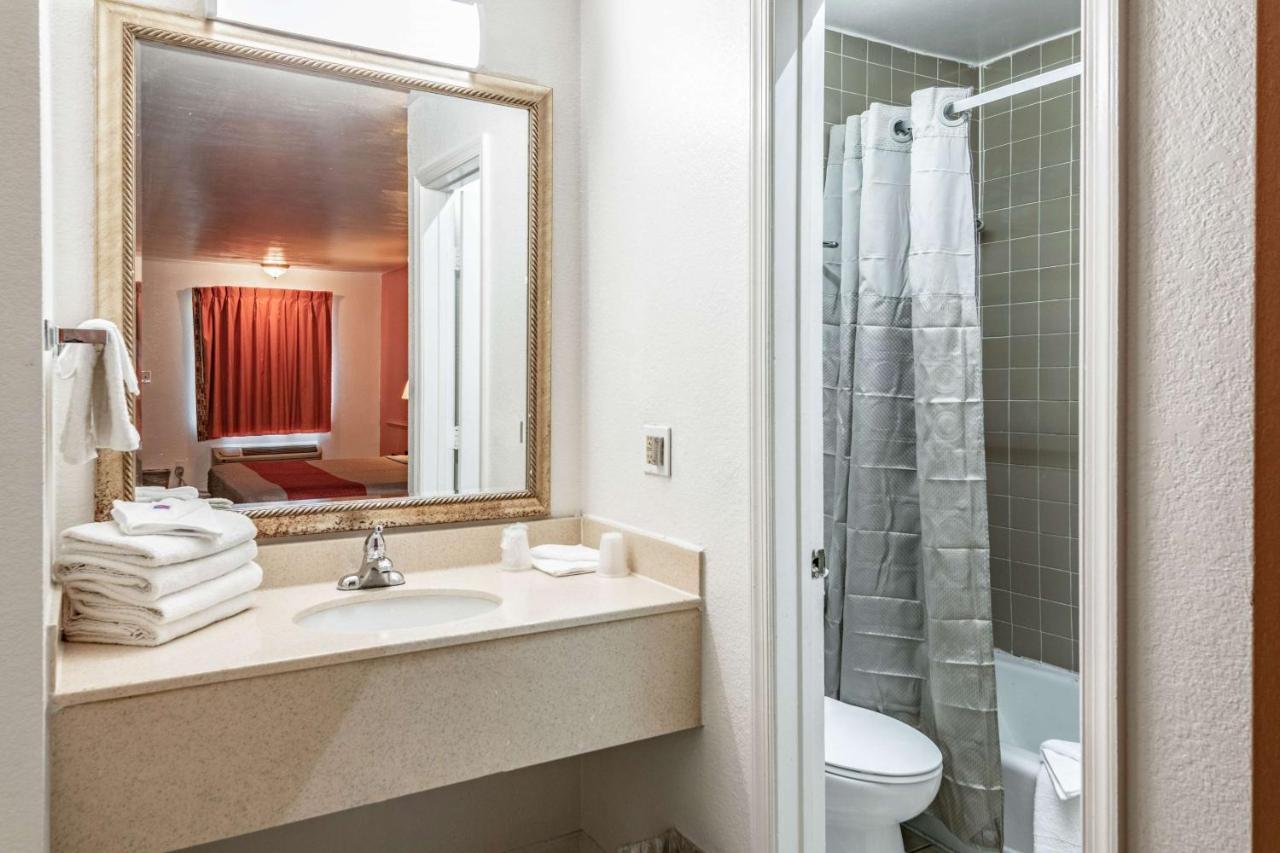 Motel 6-Portsmouth, Va المظهر الخارجي الصورة